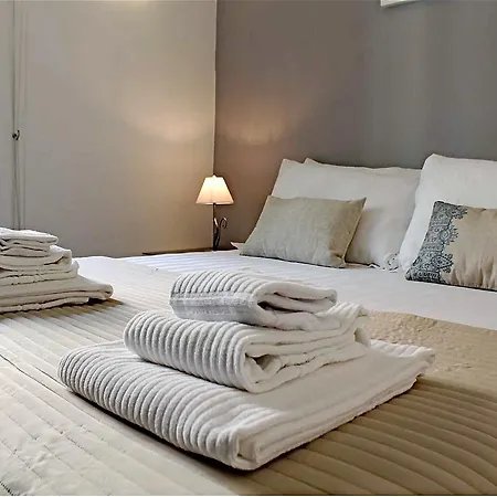 Riboty 21 Apartment * روما